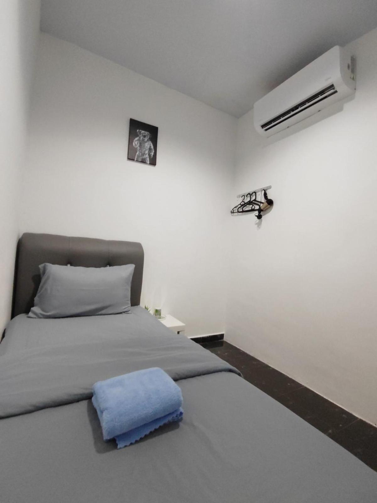 184 Gurney Drive Penang Motel จอร์จทาวน์ ภายนอก รูปภาพ