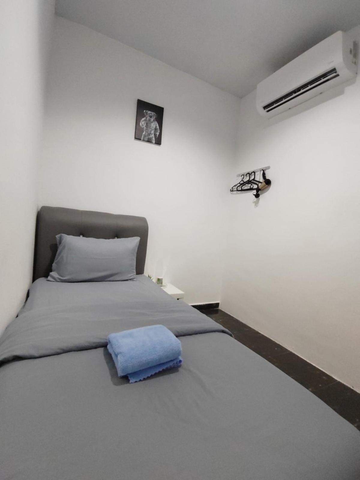 184 Gurney Drive Penang Motel จอร์จทาวน์ ภายนอก รูปภาพ